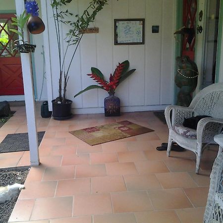 Lava Tree Tropic Inn Pahoa Exterior foto