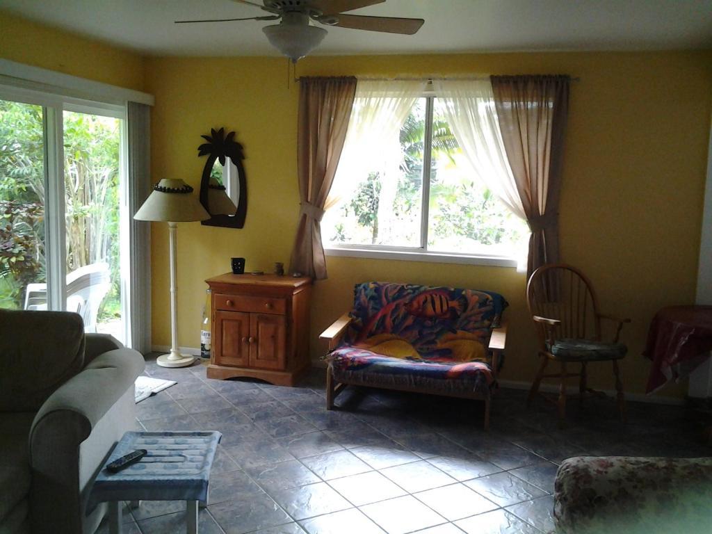 Lava Tree Tropic Inn Pahoa Quarto foto