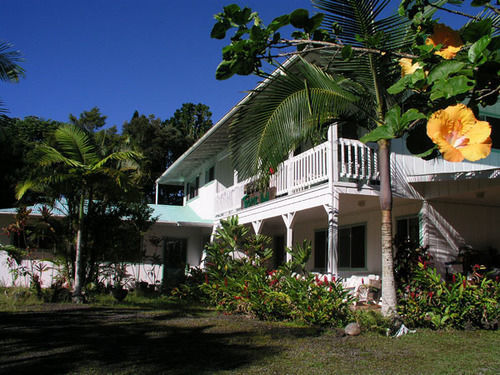 Lava Tree Tropic Inn Pahoa Exterior foto